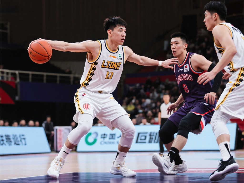 她们不仅拥 她们不仅拥